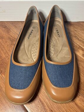 Array Navy Denim and Tan Casual Slip-On Ballet Flats Comfort Walking Show - 10W